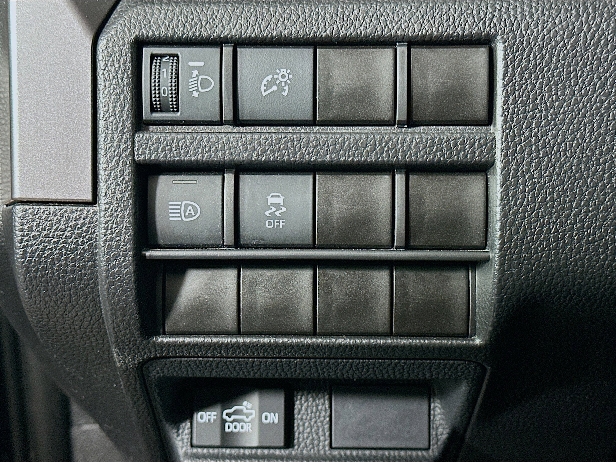 Used 2025 Toyota Tacoma TRD Sport image 17