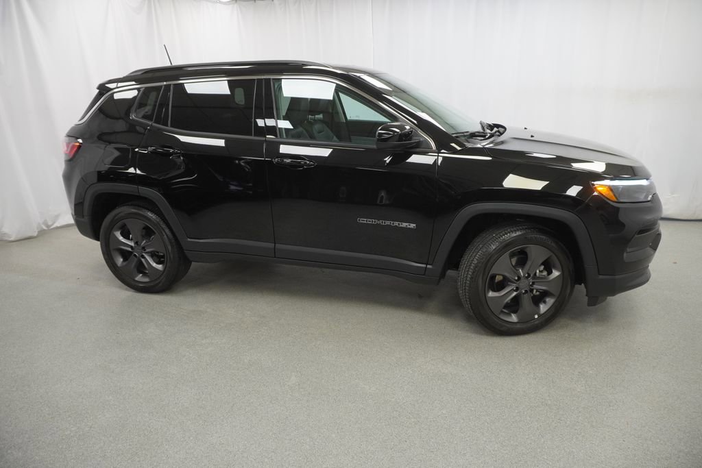 Certified 2022 Jeep Compass Latitude w/ Sun and Sound Group image 11