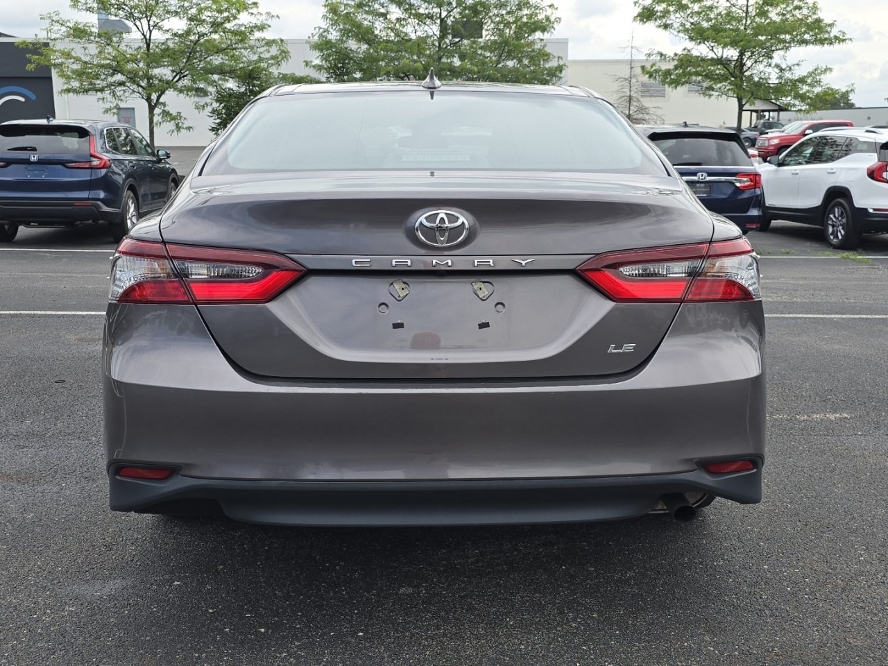 Used 2024 Toyota Camry LE FWD image 6