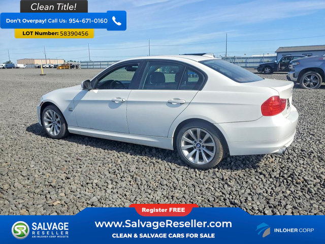 Used 2011 BMW 328i xDrive Sedan AWD/4WD image 3
