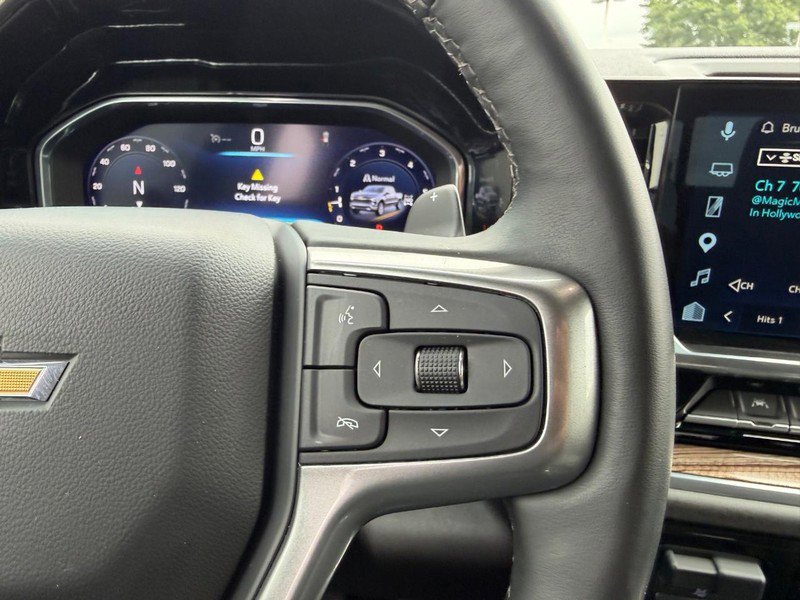 Used 2024 Chevrolet Silverado 1500 LT AWD/4WD image 14