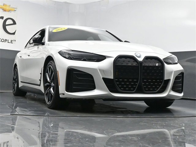 Used 2023 BMW i4 eDrive40 w/ M Sport Package image 3