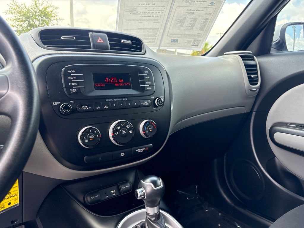 Used 2016 Kia Soul FWD image 28