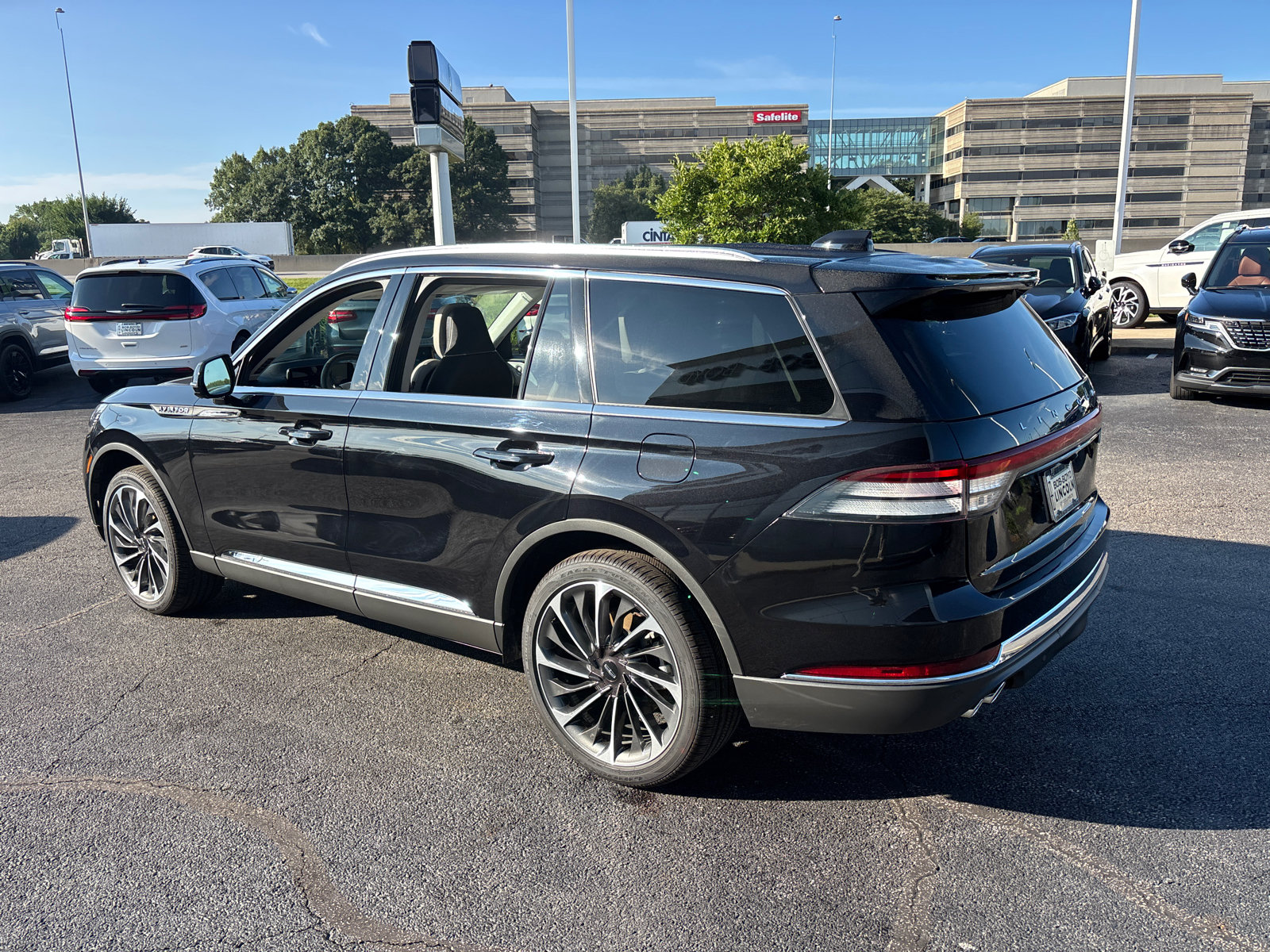 New 2026 Lincoln Aviator Reserve AWD/4WD image 5