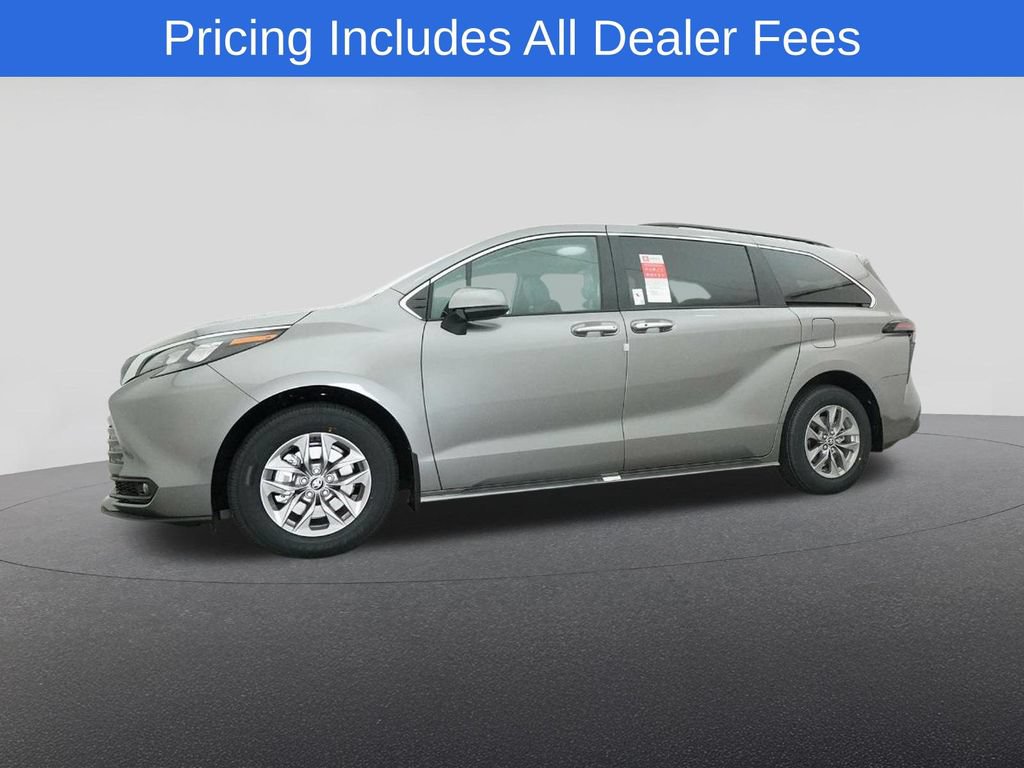 New 2026 Toyota Sienna XLE FWD image 18