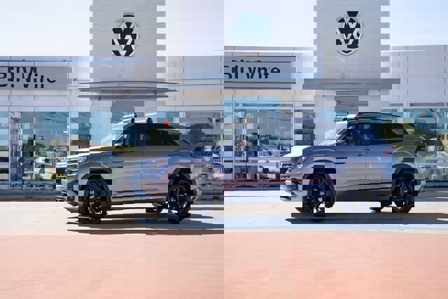 New 2026 Volkswagen Atlas Cross Sport SEL R-Line