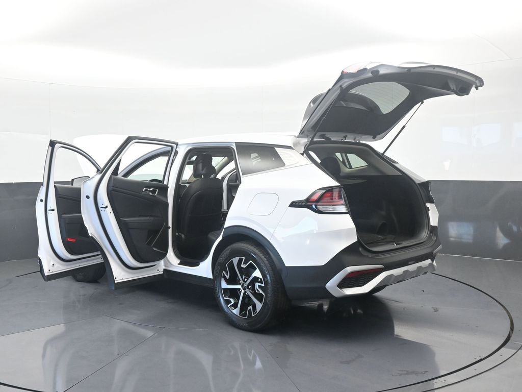 Used 2025 Kia Sportage EX image 78