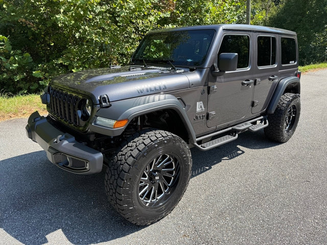 Used 2026 Jeep Wrangler Unlimited Sport AWD/4WD image 2