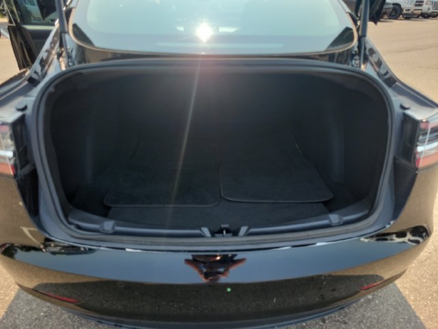 Used 2019 Tesla Model 3 Standard Range Plus RWD image 29