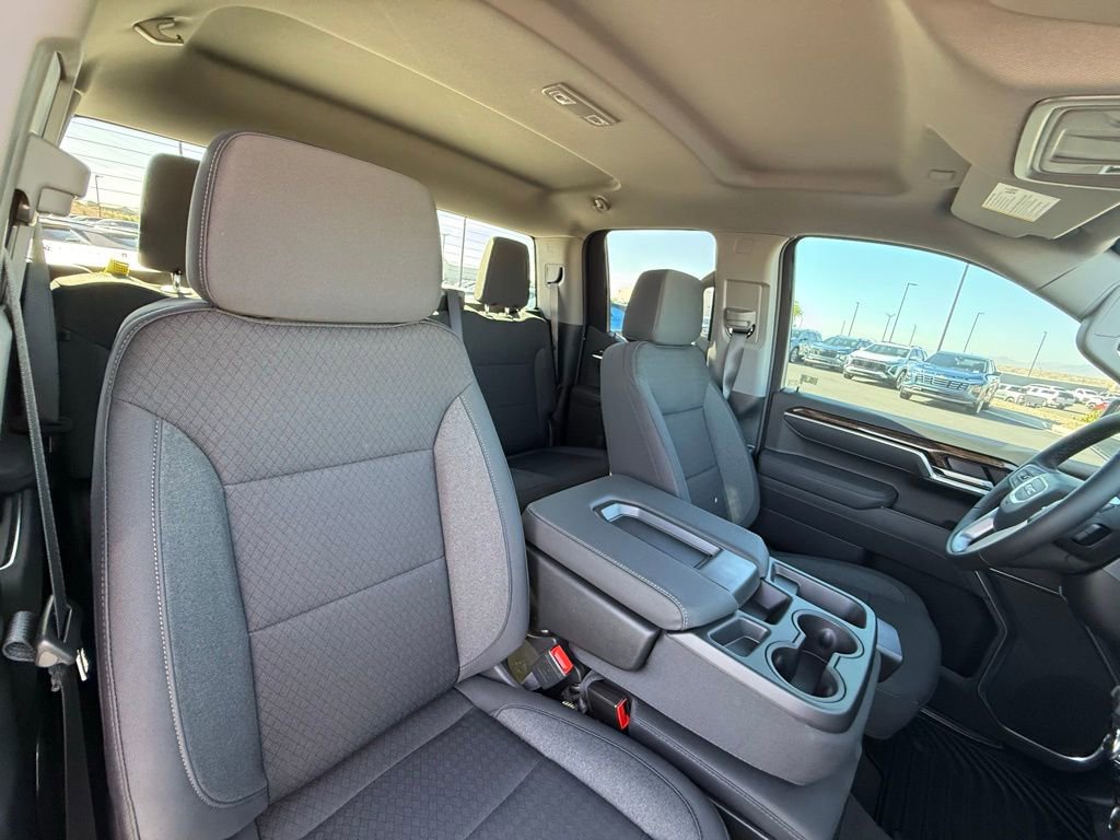 New 2026 GMC Sierra 1500 Elevation image 16