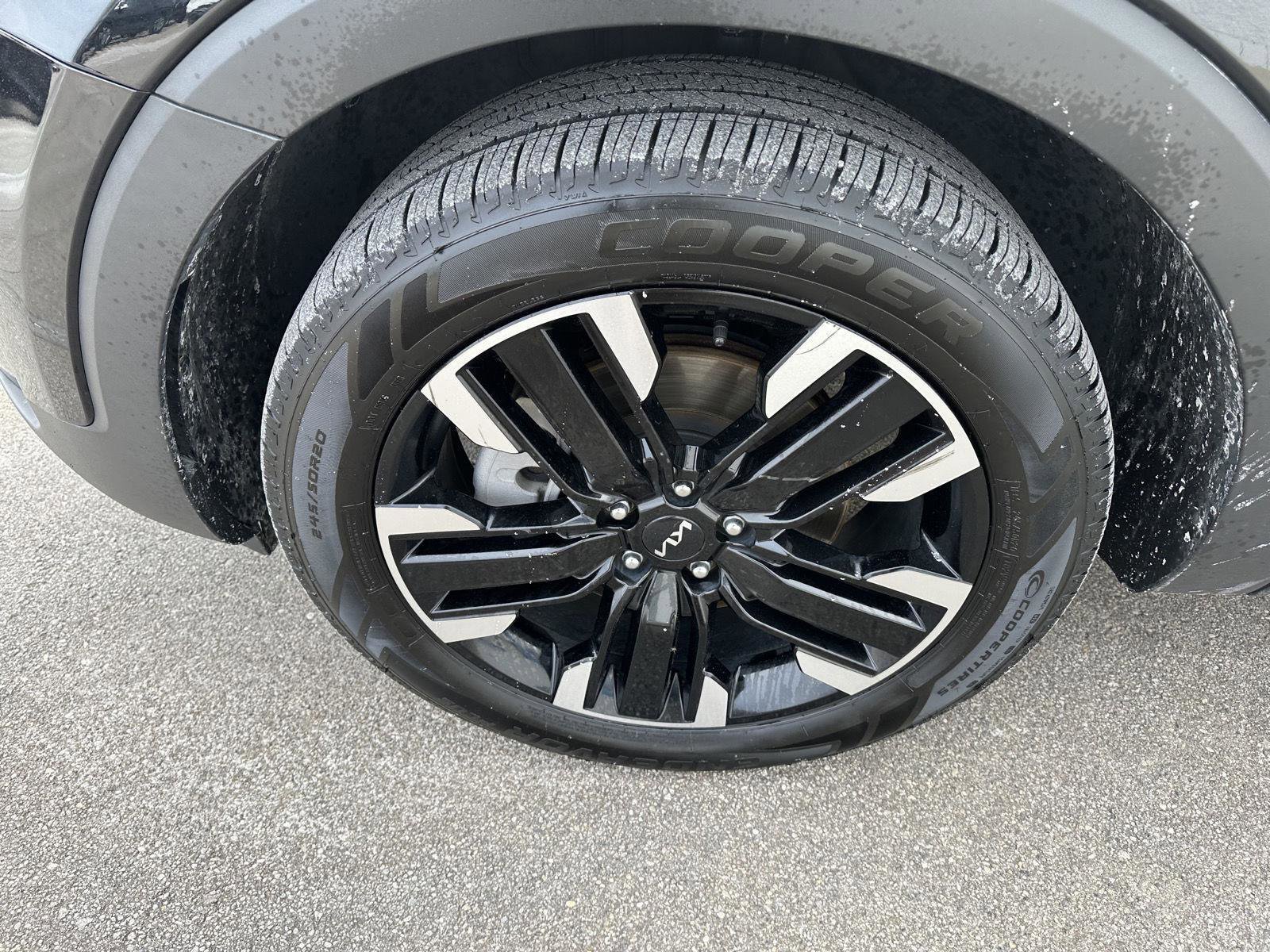 Used 2024 Kia Telluride SX Prestige image 4