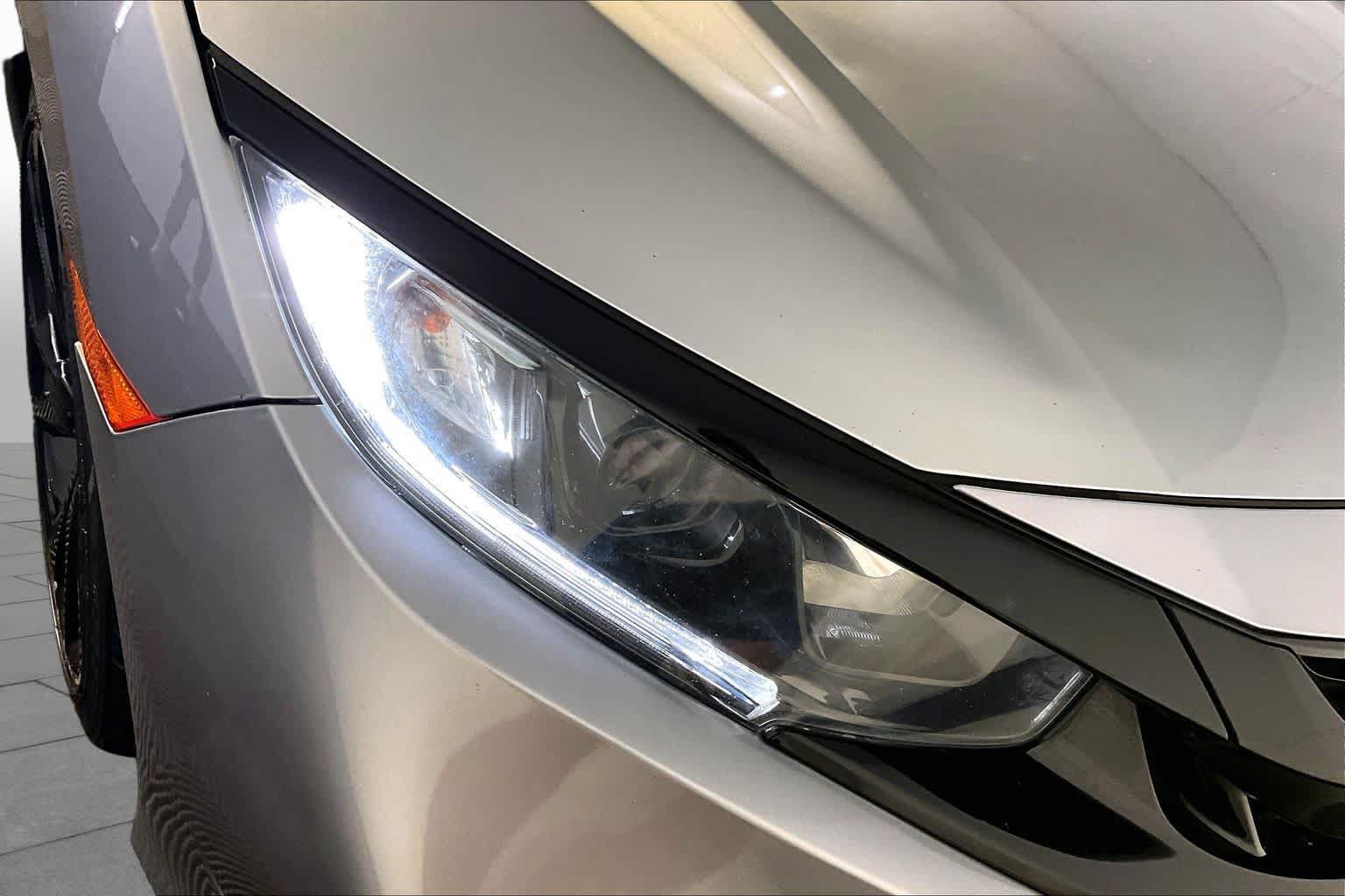 Used 2020 Honda Civic Sport image 27