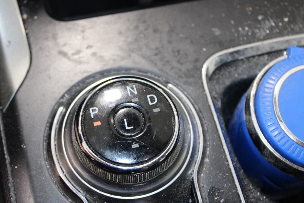 Used 2020 Ford Fusion SE image 26