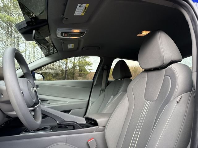 Used 2024 Hyundai Elantra SEL image 16