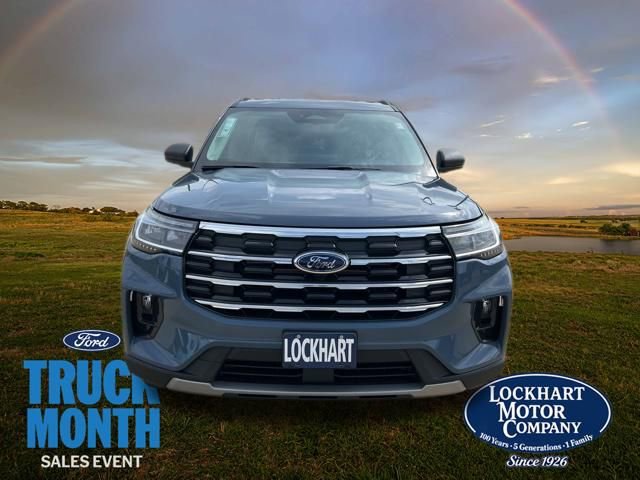 New 2026 Ford Explorer Active image 2