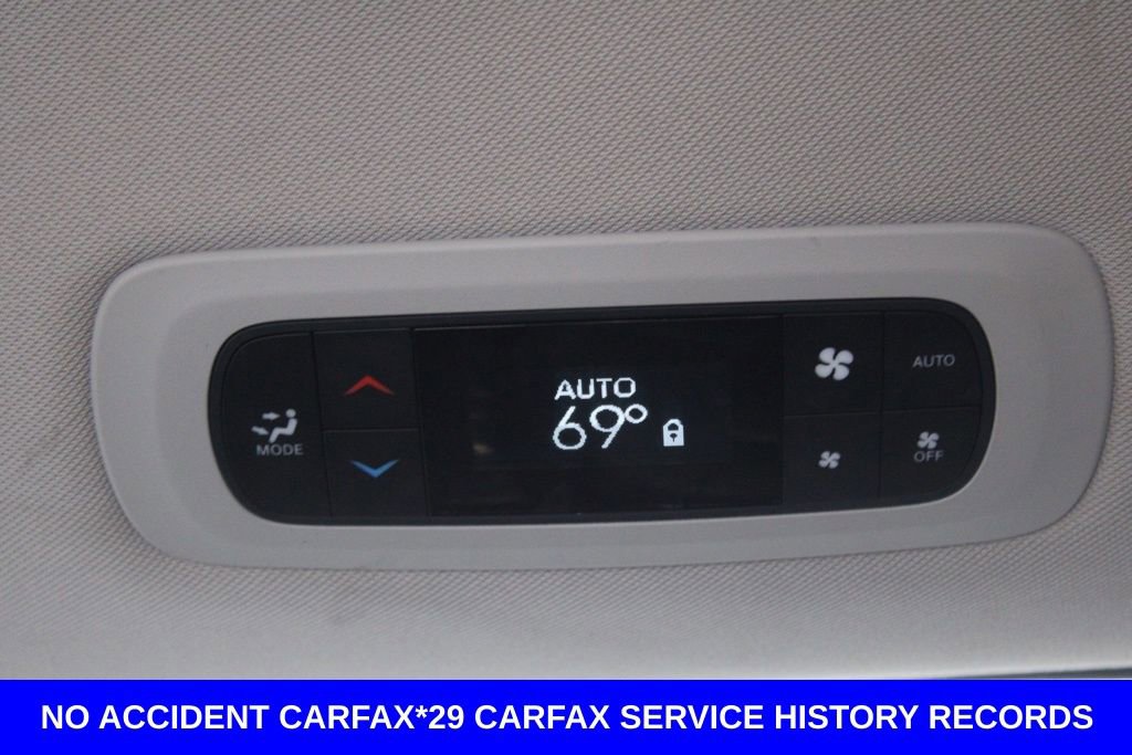 Used 2018 Chrysler Pacifica Touring-L Plus image 29