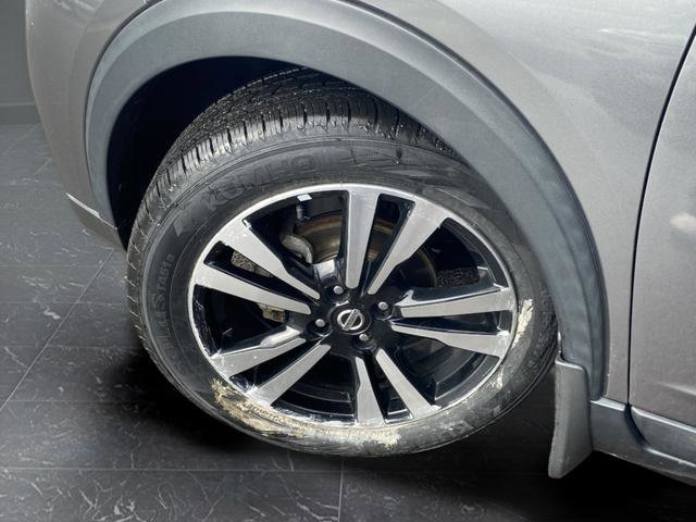 Used 2020 Nissan Kicks SR w/ Exterior Package image 26