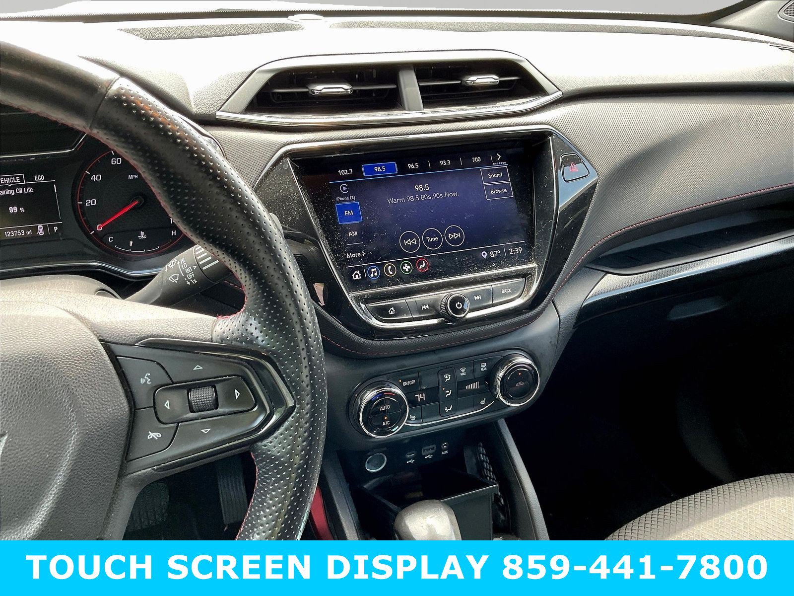 Used 2023 Chevrolet TrailBlazer RS w/ Convenience Package FWD image 9
