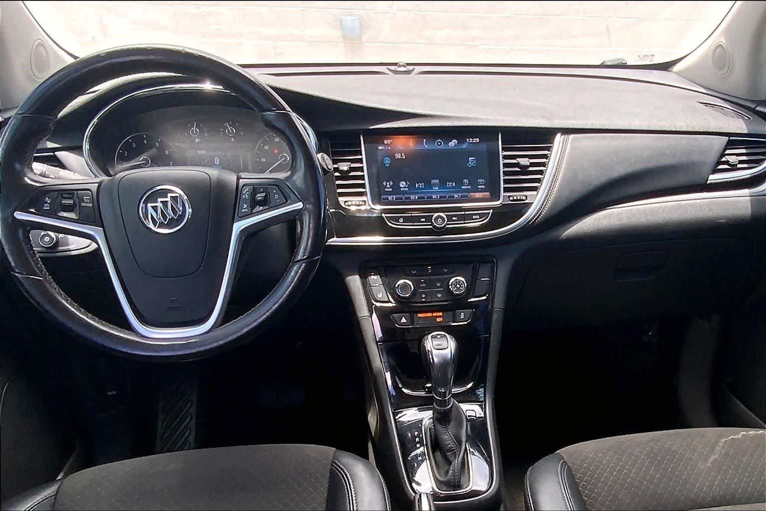 Used 2021 Buick Encore Preferred w/ Safety Package II FWD image 10