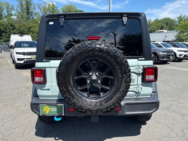 Used 2024 Jeep Wrangler Unlimited AWD/4WD image 18