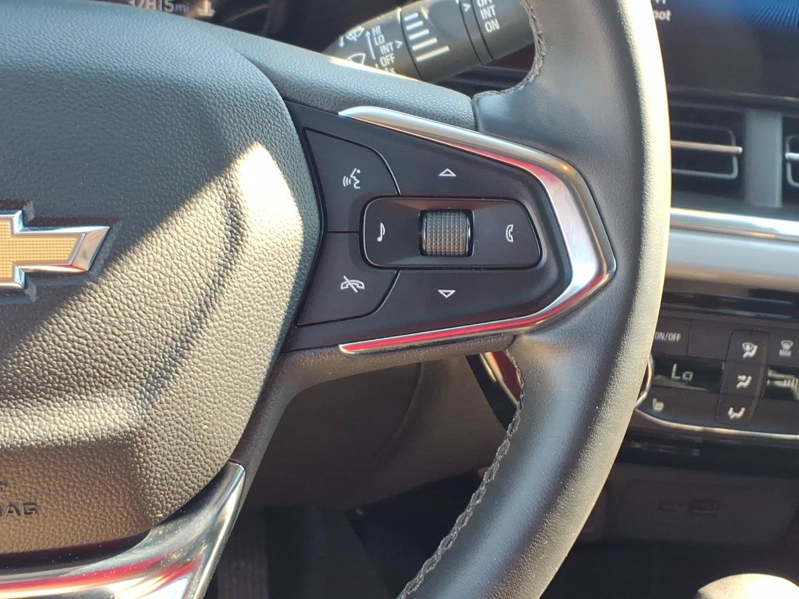 Used 2024 Chevrolet Trax LT w/ Driver Confidence Package FWD image 18