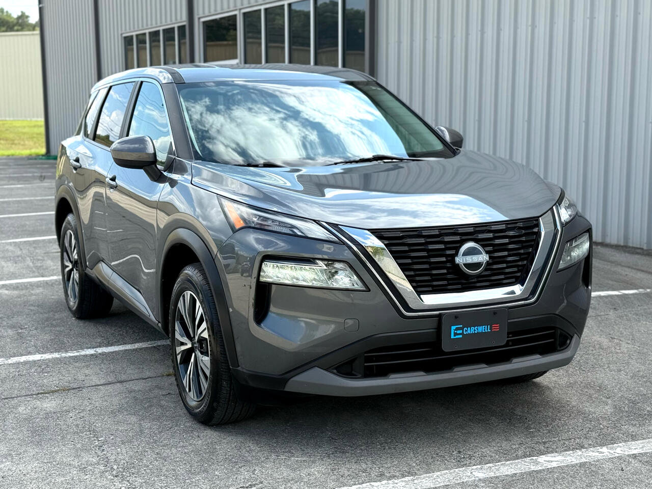 Used 2023 Nissan Rogue SV image 16