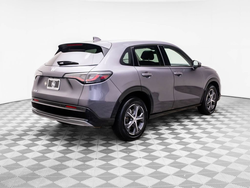 Used 2023 Honda HR-V EX-L image 7