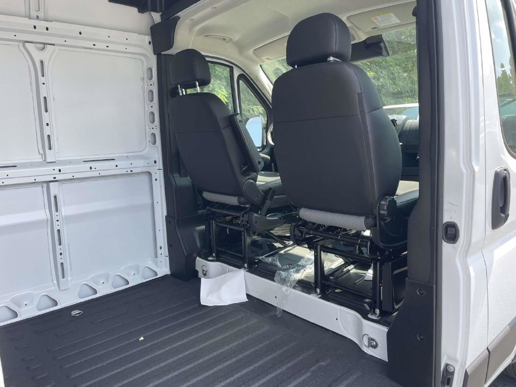 New 2026 RAM ProMaster 3500 w/ Convenience Group FWD image 18