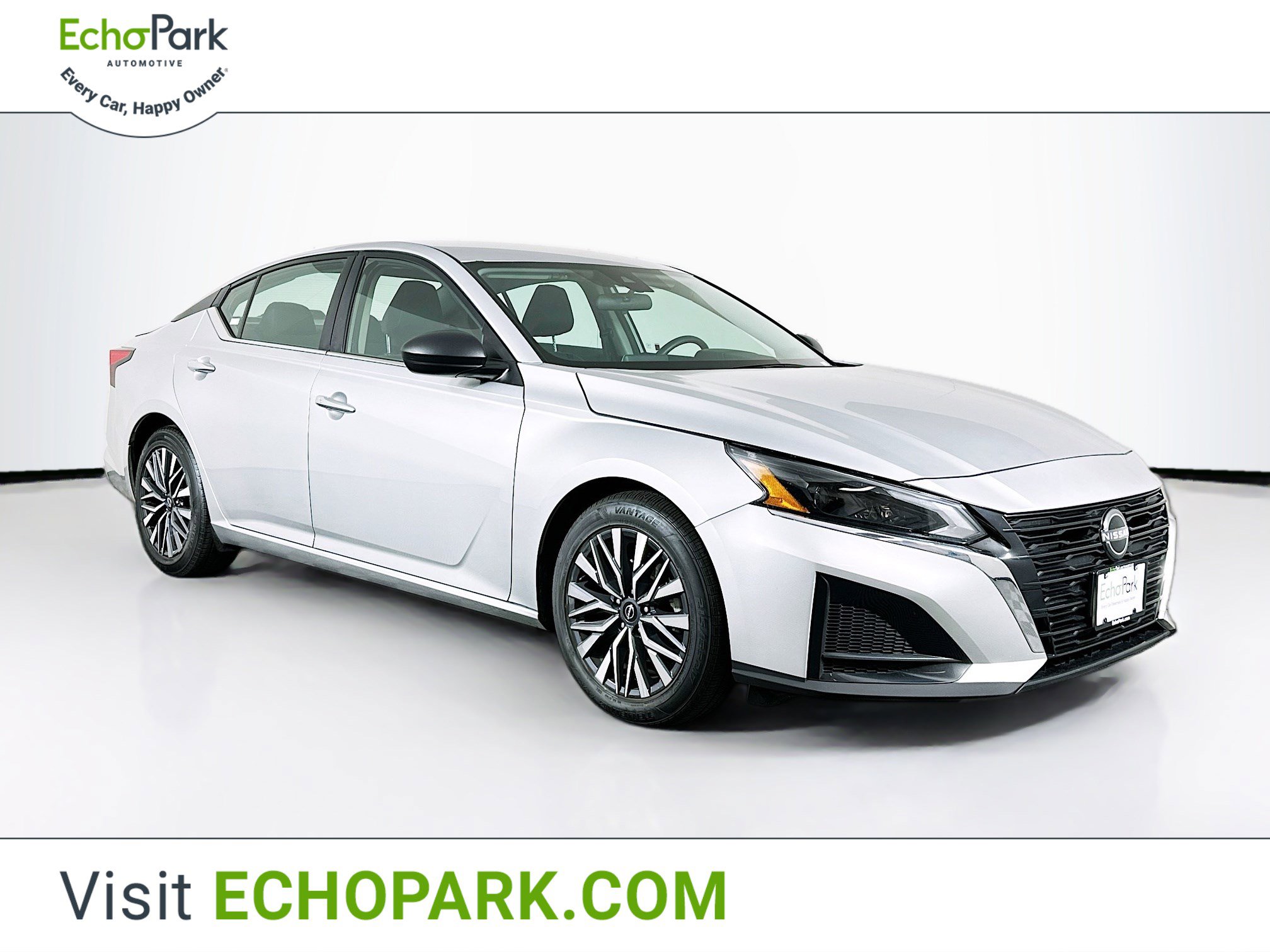 Used 2024 Nissan Altima 2.5 SV