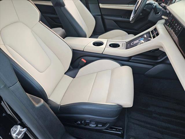 Used 2025 Porsche Taycan 4S image 20