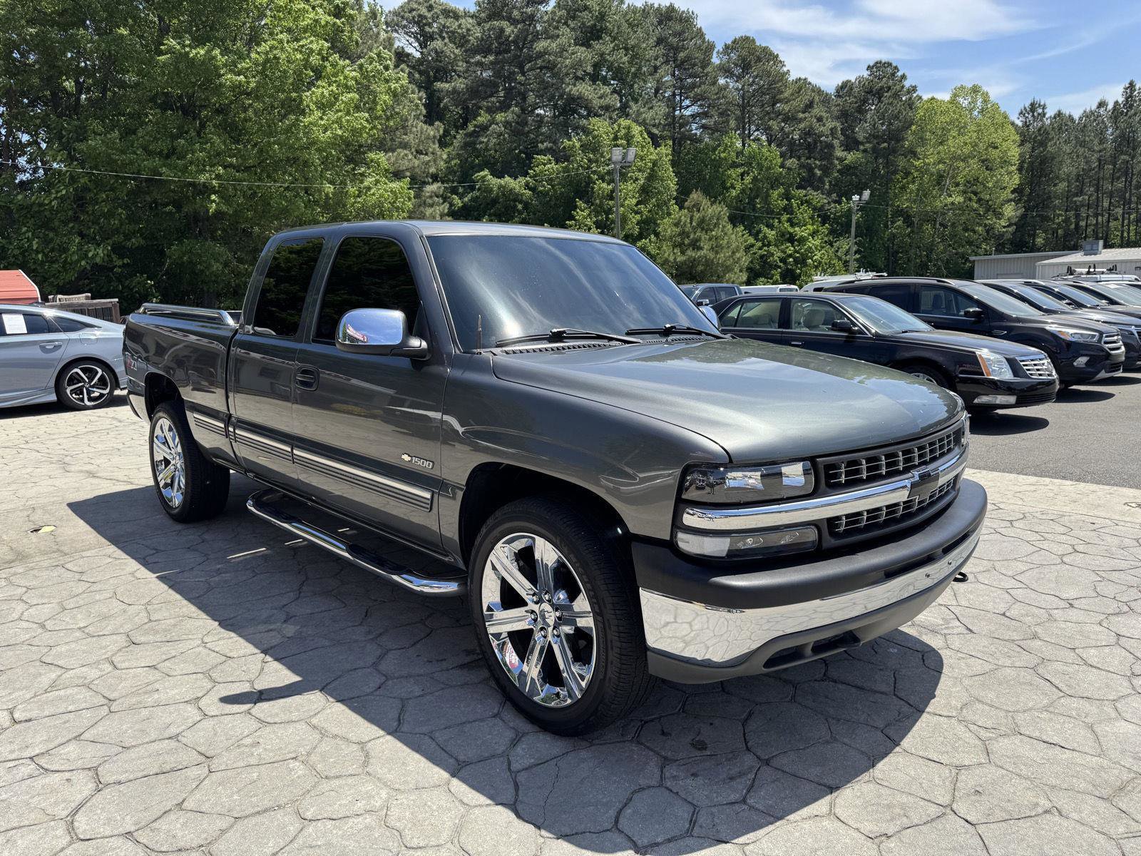 Used 2002 Chevrolet Silverado 1500 LS w/ Off-Road Chassis Pkg AWD/4WD image 19