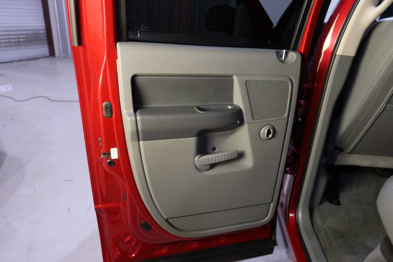 Used 2006 Dodge Ram 1500 Truck 2WD Quad Cab w/ Communication Pkg image 33