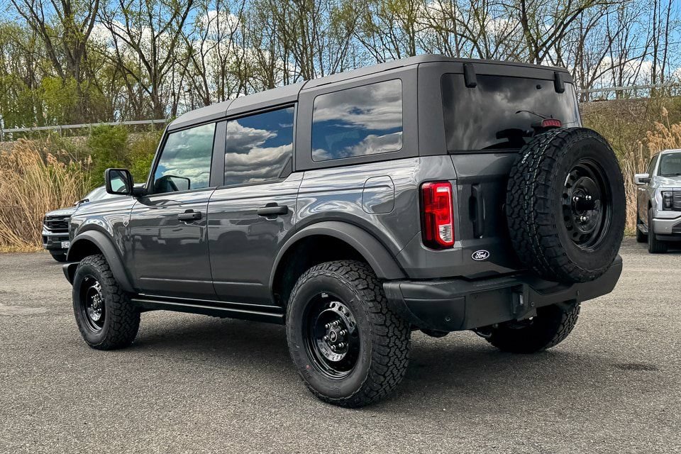 New 2026 Ford Bronco Big Bend w/ Black Diamond Package AWD/4WD image 5
