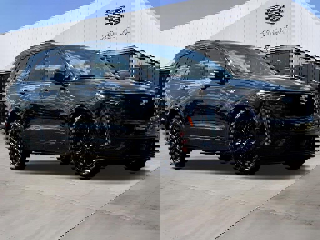 Certified 2024 Cadillac XT6 Sport w/ LPO, ONYX Package image 2