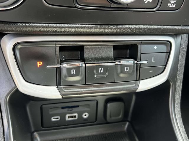 Certified 2023 GMC Terrain SLT AWD/4WD image 32