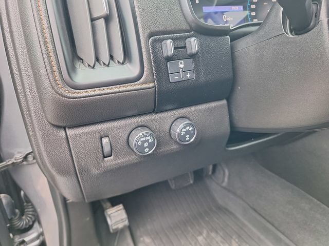 Used 2021 GMC Canyon AT4 AWD/4WD image 19