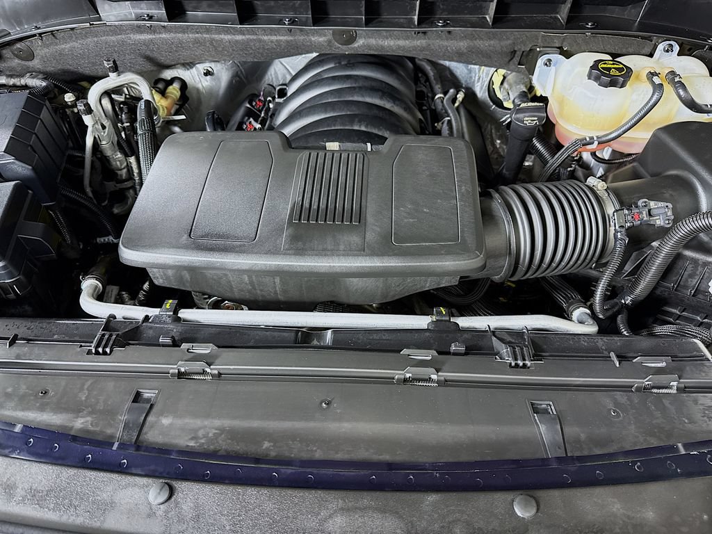 Used 2024 GMC Yukon XL AT4 AWD/4WD image 37