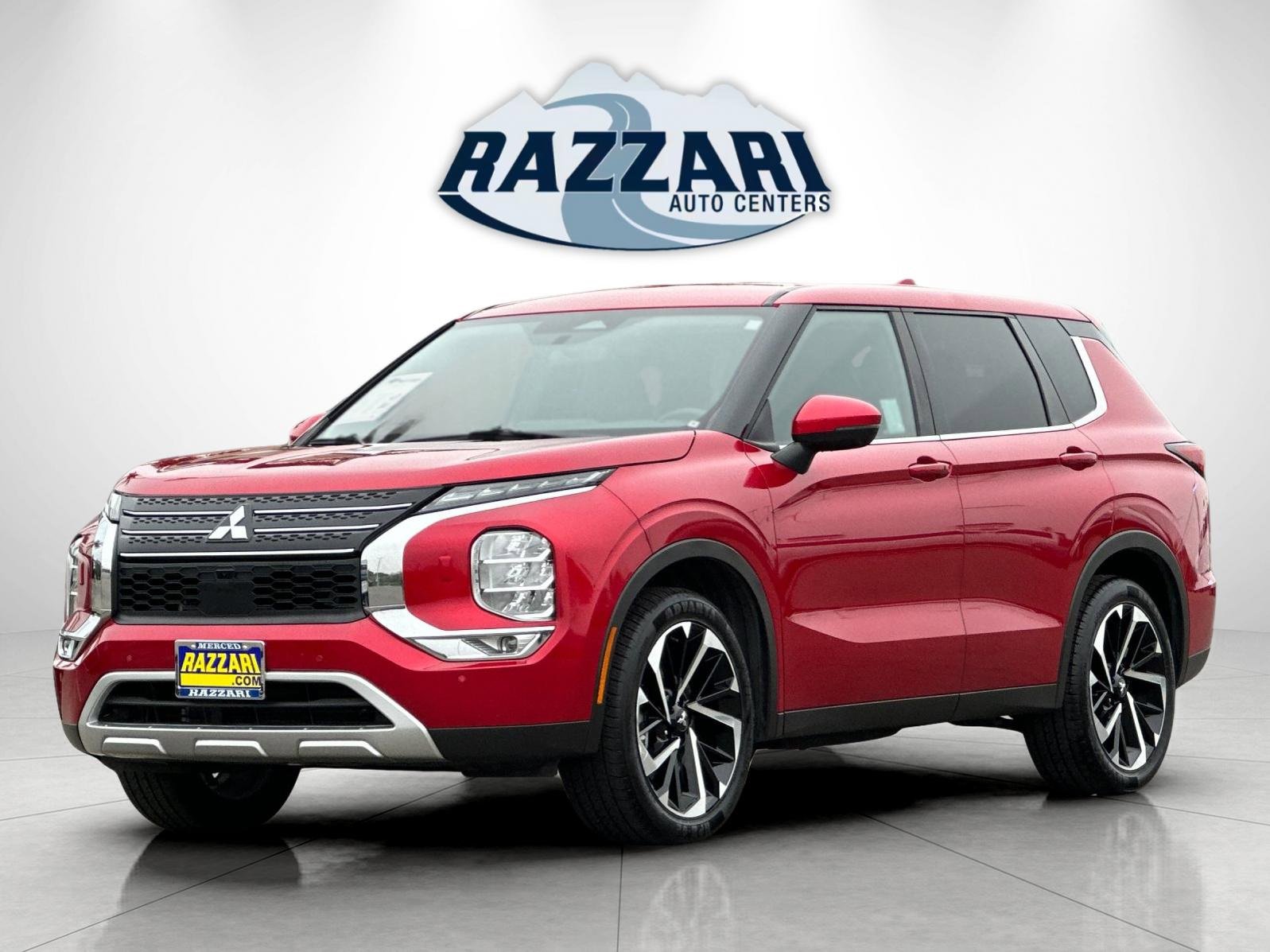 Used 2024 Mitsubishi Outlander SE Black Edition image 7