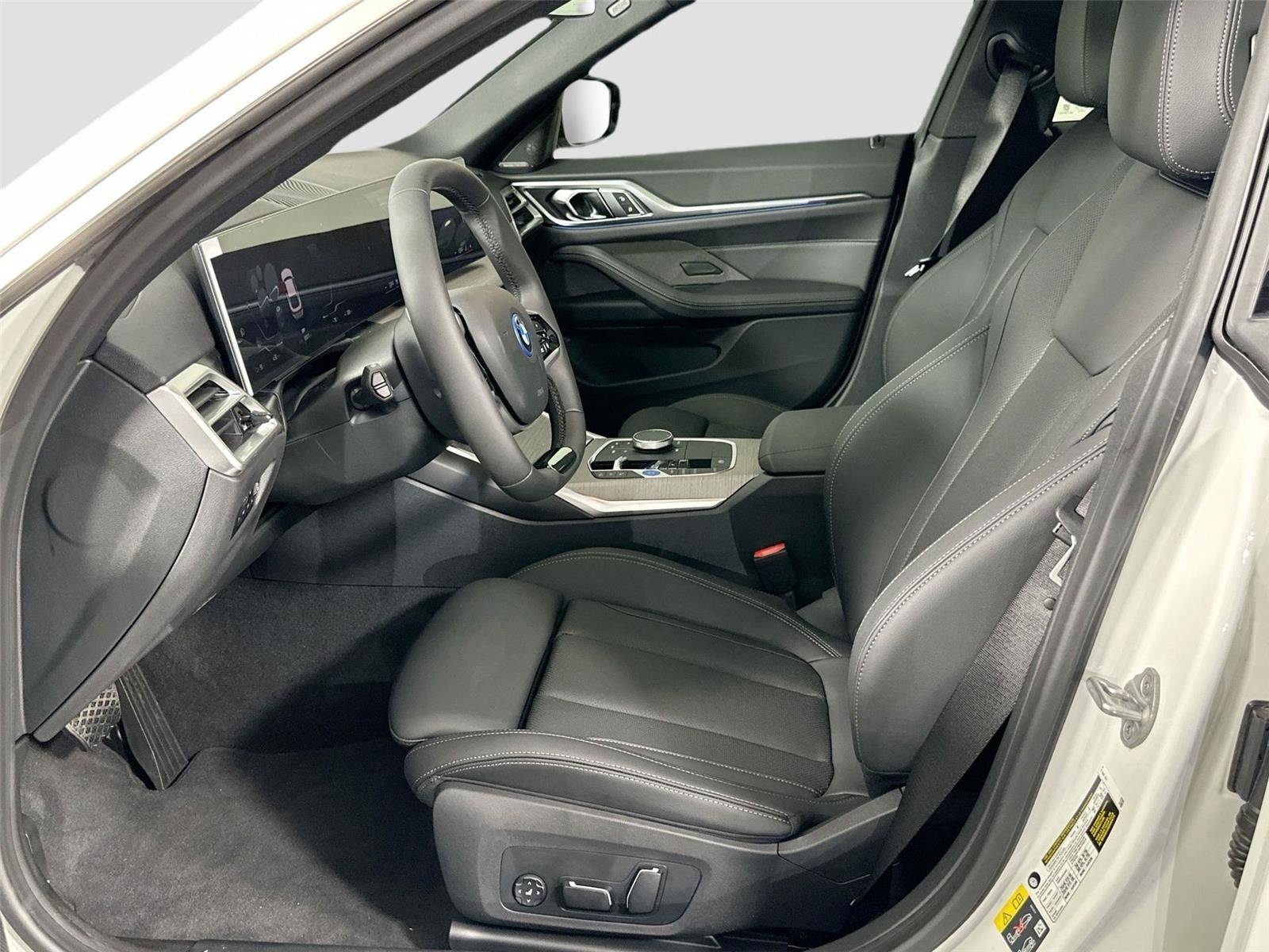 Used 2025 BMW i4 xDrive40i w/ Premium Package image 23