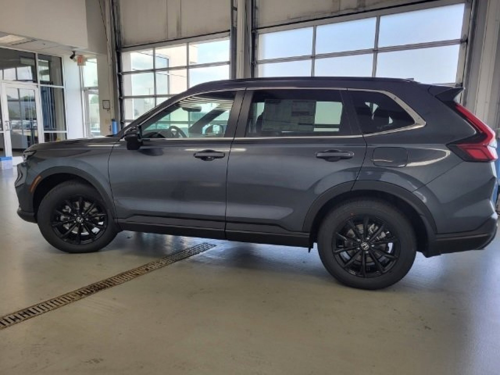 Used 2025 Honda CR-V Sport-L image 30