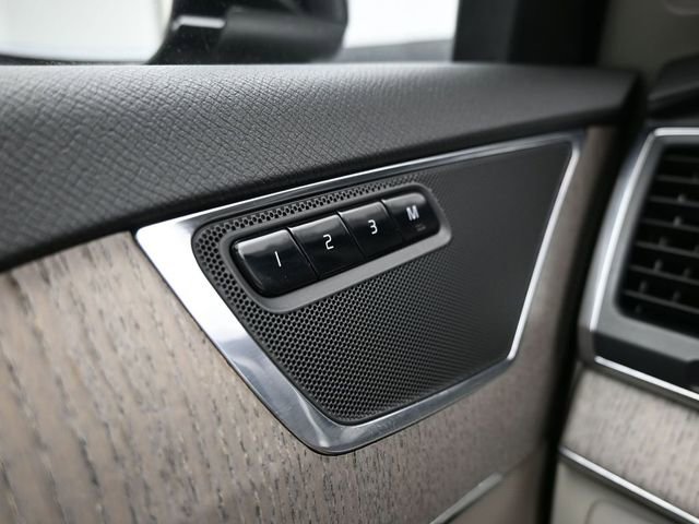 Used 2023 Volvo XC90 B6 Core w/ Protection Package Premier image 29