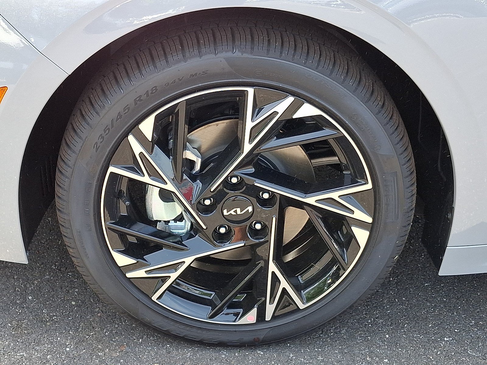 New 2026 Kia K5 GT-Line w/ GT-Line Red Interior Package FWD image 4