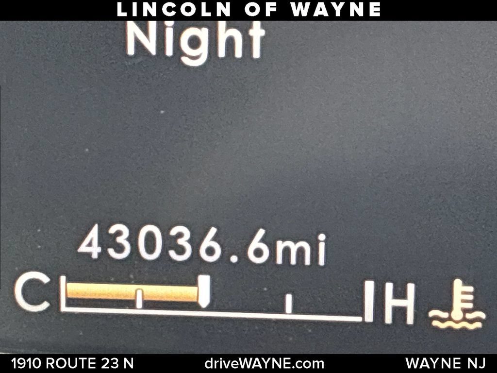 Certified 2021 Lincoln Aviator Black Label w/ Dynamic Handling Package AWD/4WD image 18