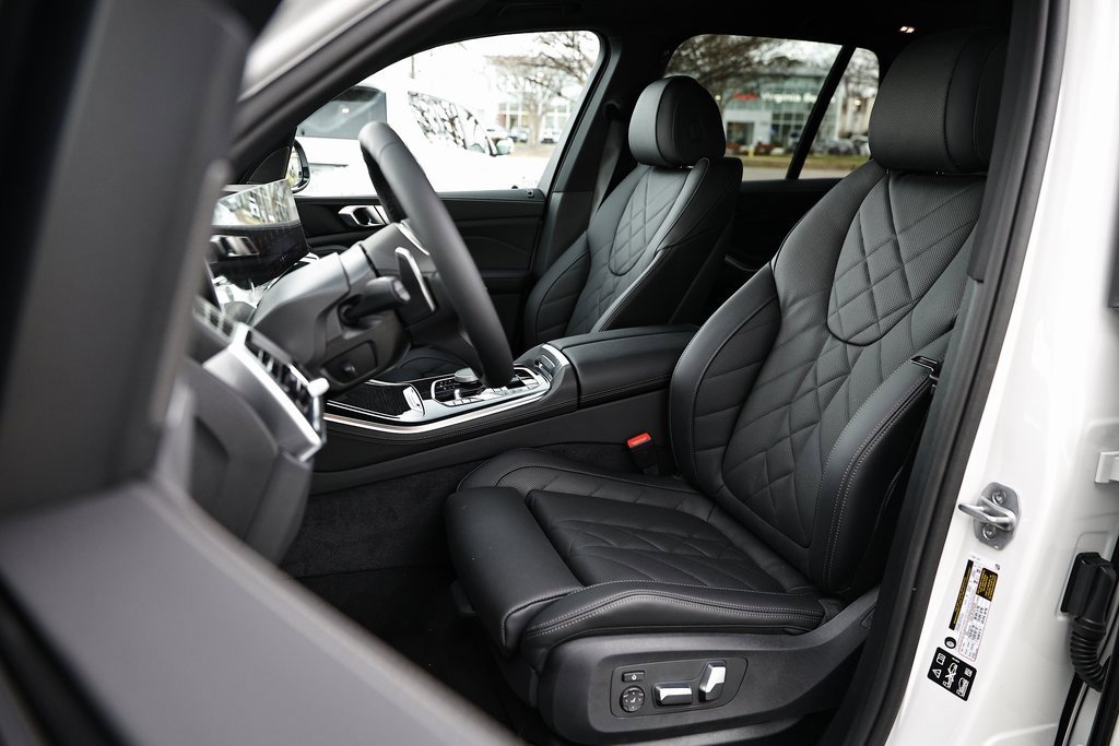 New 2026 BMW X5 xDrive40i w/ M Sport Package image 21