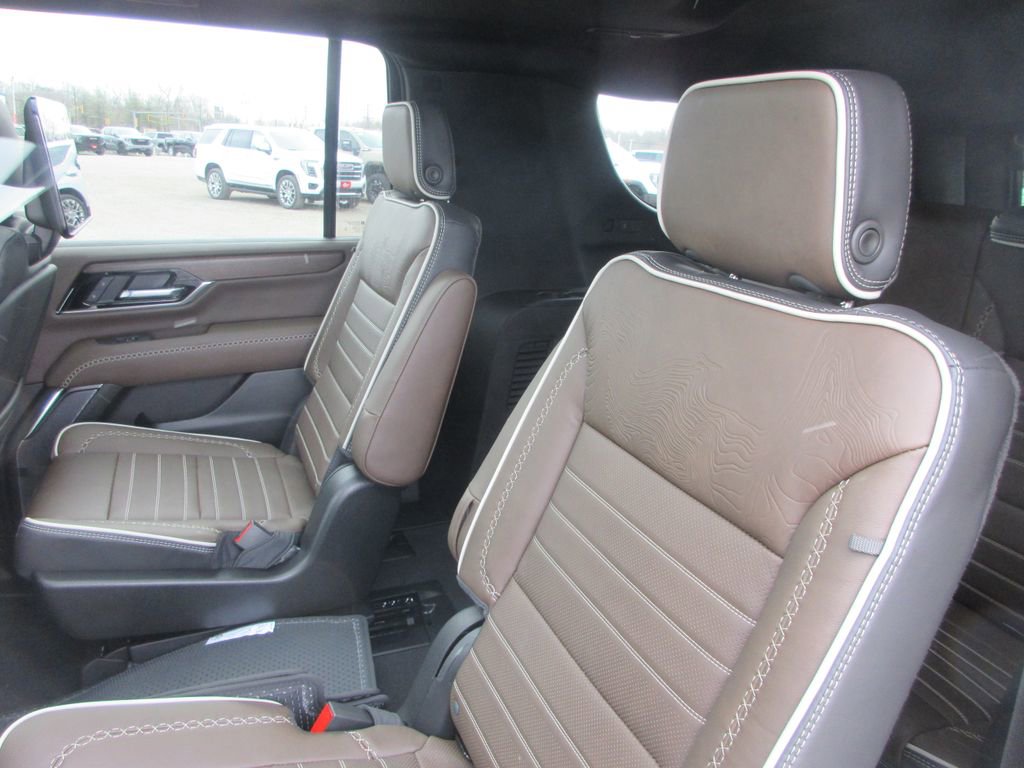 New 2026 GMC Yukon XL Denali Ultimate image 13