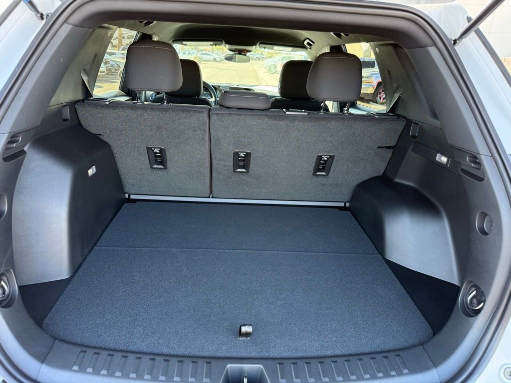New 2026 Chevrolet Equinox LT FWD image 18