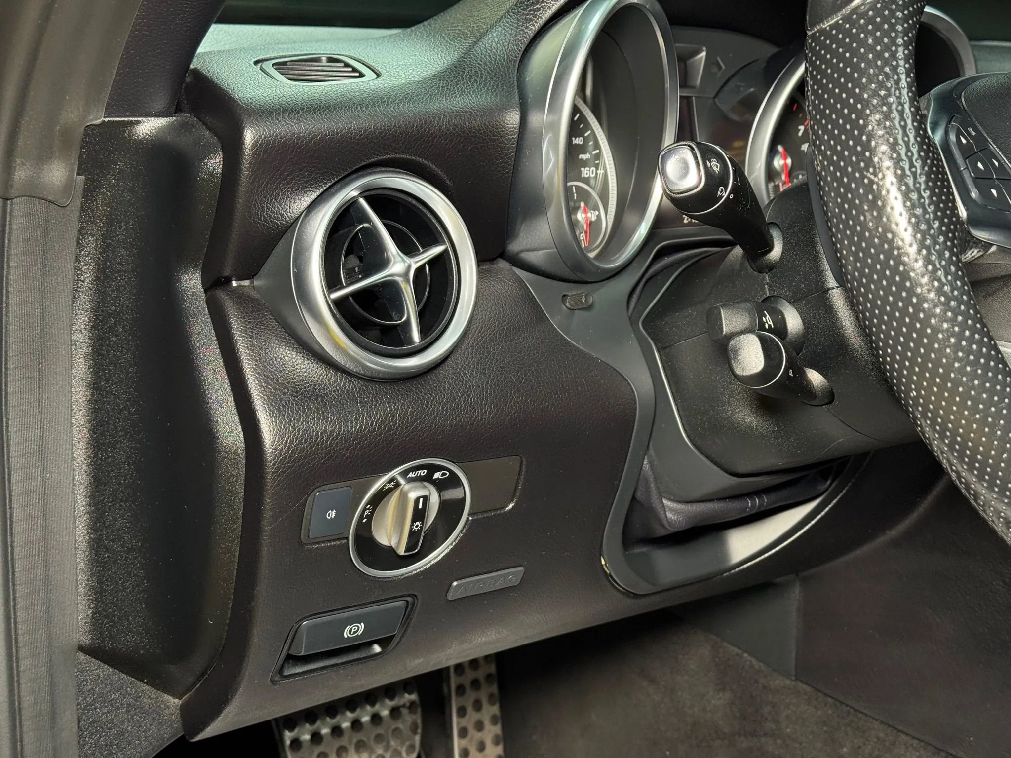 Used 2017 Mercedes-Benz SLC 300 w/ Premium 1 Package image 58