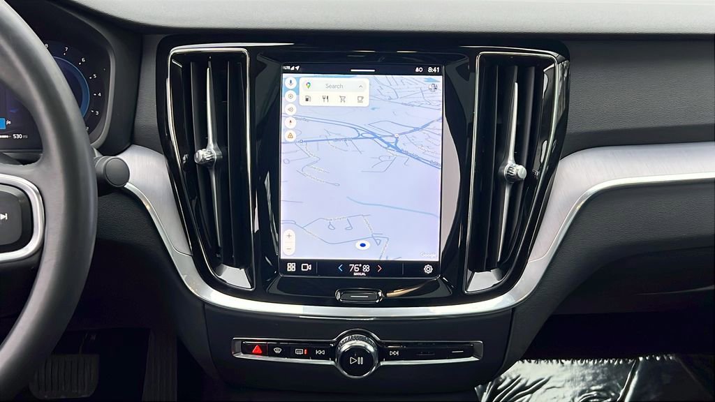 Used 2024 Volvo S60 B5 Core image 21