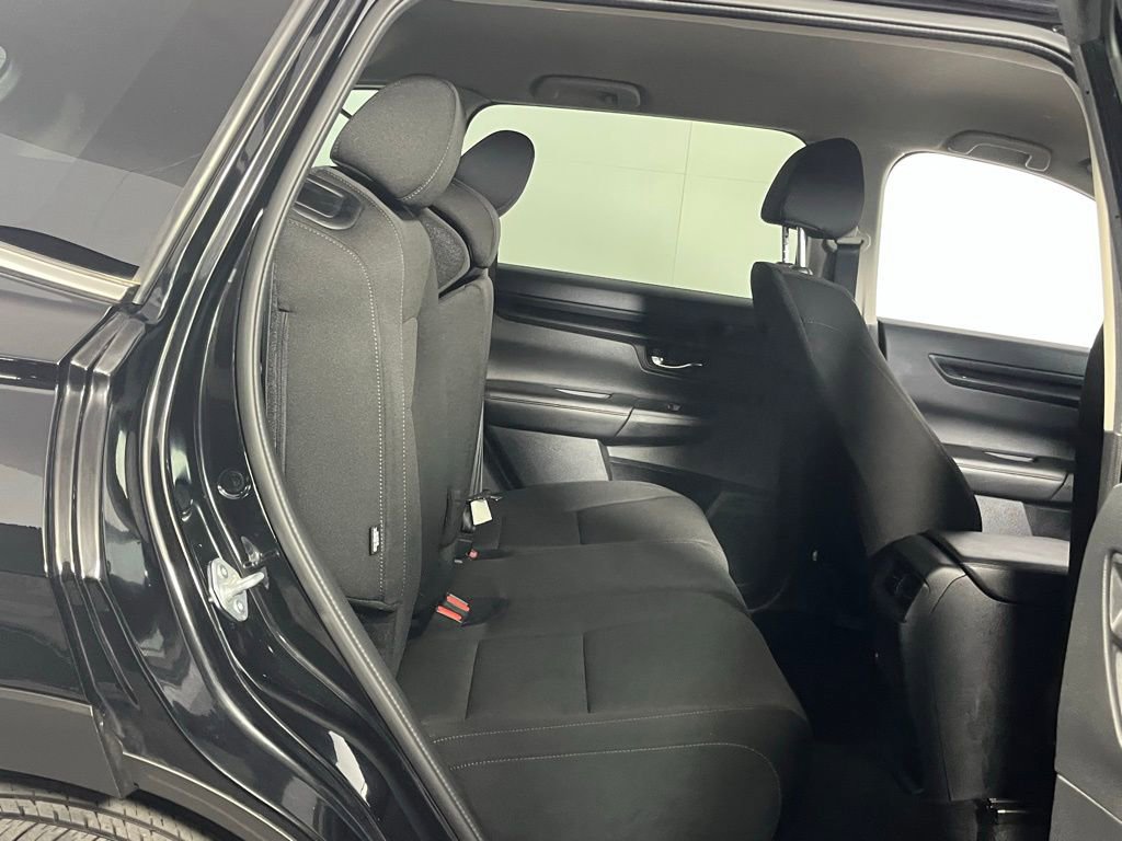 Used 2025 Honda CR-V LX image 27