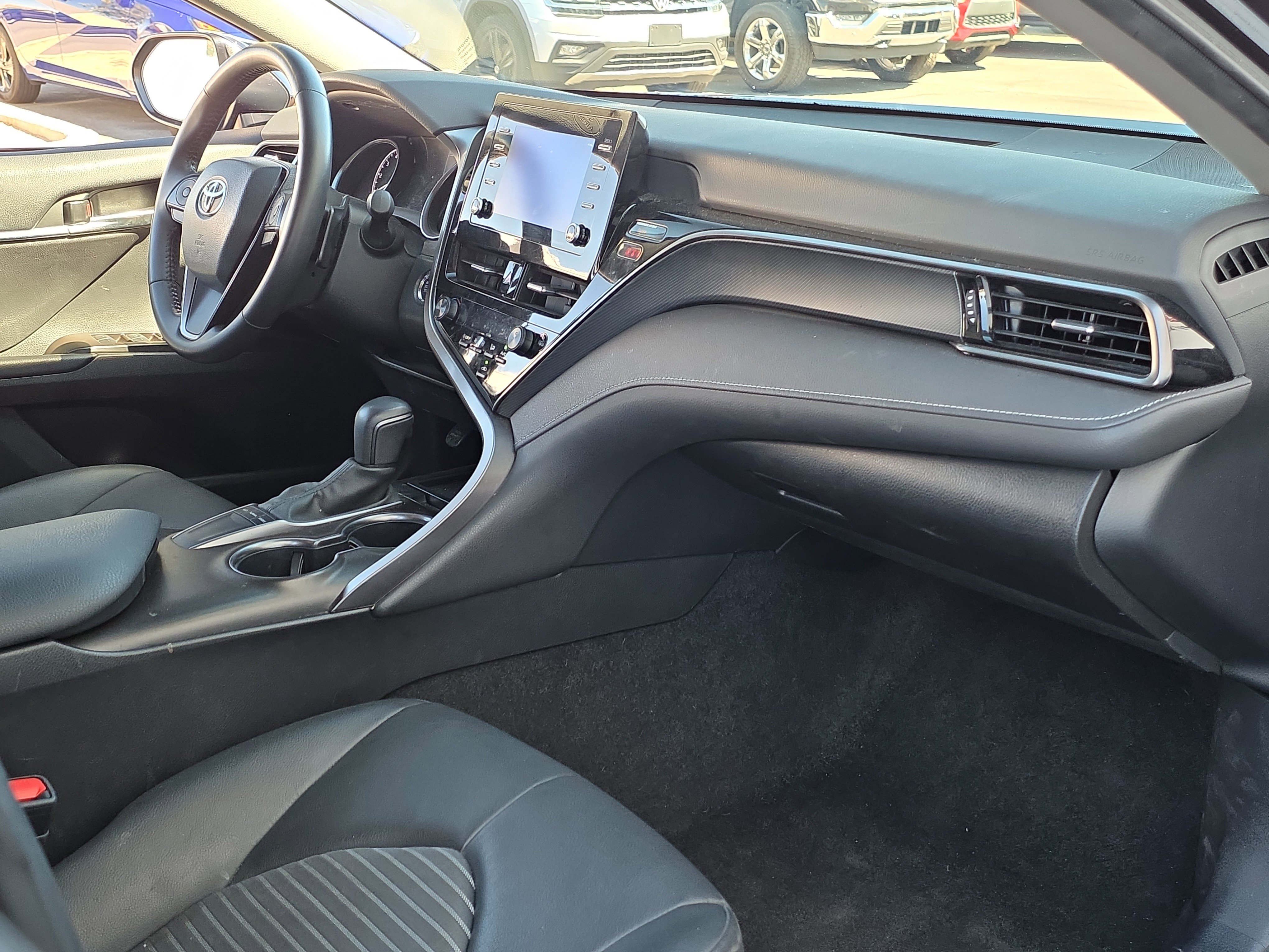 Used 2024 Toyota Camry SE w/ Convenience Package image 28